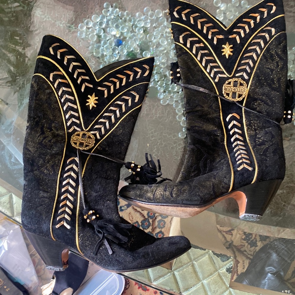 El Vaquero shirt heeled boots 5.5